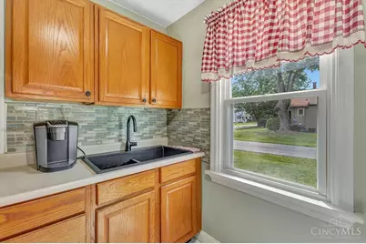 4300 Clifford Road, Deer Park, OH 45236 - Photo 13