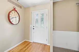 7599 Tanglewood Ln, West Chester, OH 45069 - Photo 9