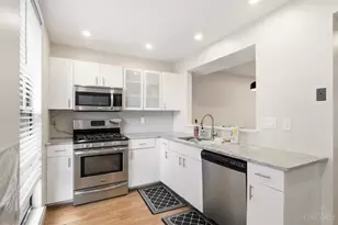 1008 John St, Cincinnati, OH 45203 - Photo 11
