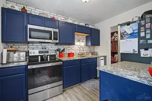 1739 Del Rio Dr, Hamilton, OH 45013 - Photo 5