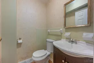 851 Weybridge Dr, Springfield, OH 45503 - Photo 9