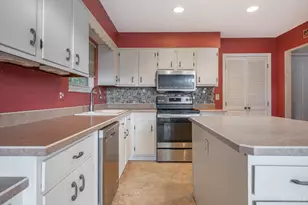 851 Weybridge Dr, Springfield, OH 45503 - Photo 13