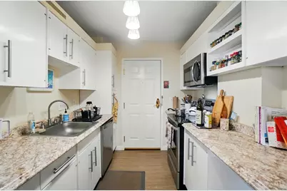 2200 Victory Parkway #1601, Cincinnati, OH 45206 - Photo 11