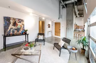 353 W 4th St, Cincinnati, OH 45202 - Photo 23