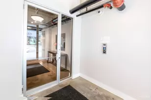 353 W 4th St, Cincinnati, OH 45202 - Photo 41