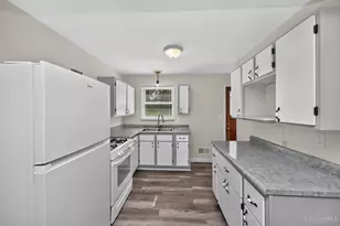 518 Rentz Pl, Delhi Township, OH 45238 - Photo 7