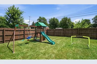 7082 Devon Drive, Liberty Township, OH 45044 - Photo 9