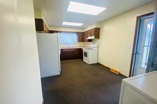 284 S Howard St, Sabina, OH 45169 - Photo 15