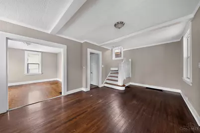 3223 Montana Avenue, Cincinnati, OH 45211 - Photo 7