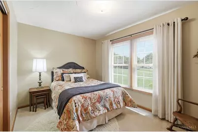 7221 W Hartford Court, West Chester, OH 45069 - Photo 11
