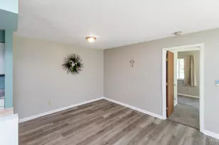 5990 Meadow Creek Dr, Miami Township, OH 45150 - Photo 11
