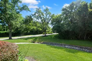 5990 Meadow Creek Dr, Miami Township, OH 45150 - Photo 27