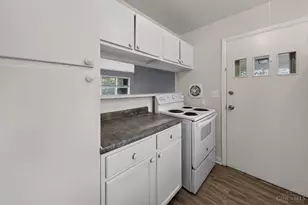 1282 Aldrich Ave, Springfield Township, OH 45231 - Photo 9
