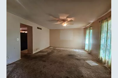 495 Sunaire Terrace, Delhi Township, OH 45238 - Photo 5