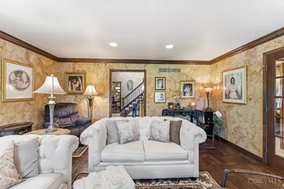 436 Heathgate Road, Cincinnati, OH 45255 - Photo 11