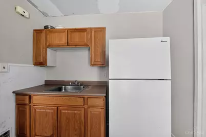 6823 Betts Avenue, Cincinnati, OH 45239 - Photo 9