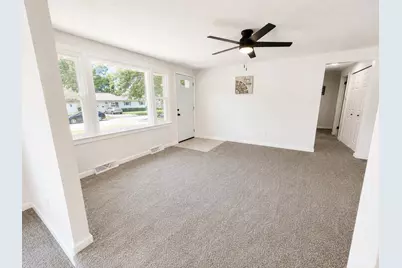 130 W Josie Avenue, Hillsboro, OH 45133 - Photo 3