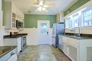 3631 Erie Ave, Cincinnati, OH 45208 - Photo 13