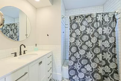 3631 Erie Avenue, Cincinnati, OH 45208 - Photo 19