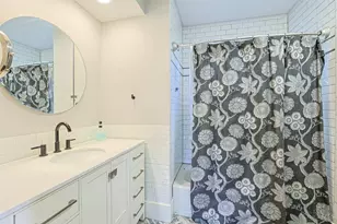 3631 Erie Ave, Cincinnati, OH 45208 - Photo 19