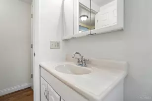 2270 Madison Rd, Cincinnati, OH 45208 - Photo 35