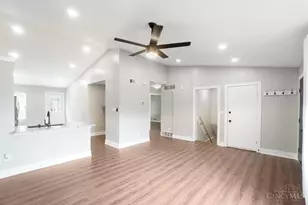 9575 Deer Track Rd, West Chester, OH 45069 - Photo 9