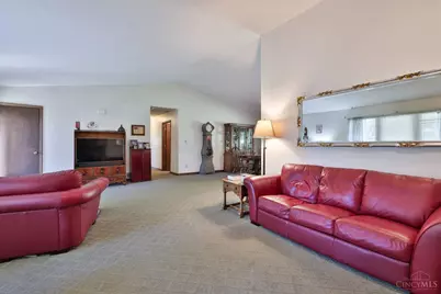 16 Lorelei Drive, Perry Township, OH 45118 - Photo 5