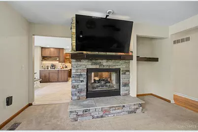 552 Virginia Lane, Union Township, OH 45244 - Photo 17