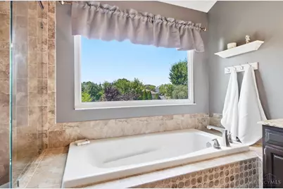 6323 Foxwood Court, Liberty Township, OH 45044 - Photo 25