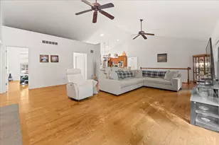 820 Indian Lakes Blvd, Washington Township, OH 45113 - Photo 7