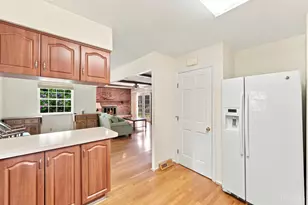 7513 Golf Green Dr, Montgomery, OH 45242 - Photo 9