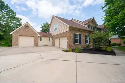 4725 Carriage Drive, Mason, OH 45040 - Photo 3