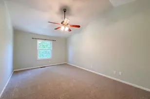 12169 Village Woods Dr, Sharonville, OH 45241 - Photo 11