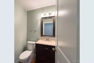 12169 Village Woods Drive, Sharonville, OH 45241 - Photo 33