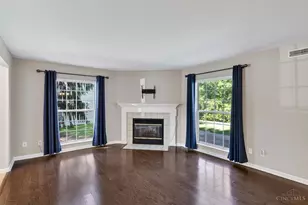 5574 Regimental Pl, Cincinnati, OH 45239 - Photo 5