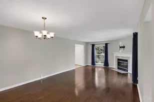 5574 Regimental Pl, Cincinnati, OH 45239 - Photo 13