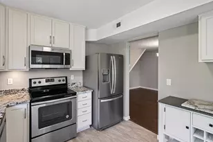5574 Regimental Pl, Cincinnati, OH 45239 - Photo 19