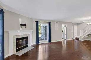 5574 Regimental Pl, Cincinnati, OH 45239 - Photo 3