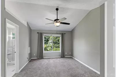 5574 Regimental Pl, Cincinnati, OH 45239 - Photo 25
