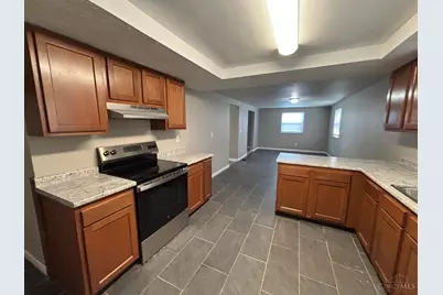 6435 Highbury Road, Huber Heights, OH 45424 - Photo 9