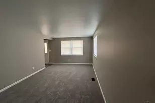 6435 Highbury Rd, Huber Heights, OH 45424 - Photo 5