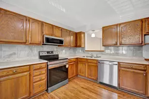 10667 Montgomery Rd, Montgomery, OH 45242 - Photo 3