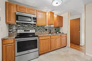 3250 New Year Dr, Colerain Township, OH 45251 - Photo 9