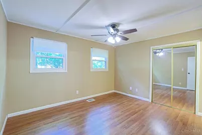 404 Mohican Drive, Loveland, OH 45140 - Photo 17