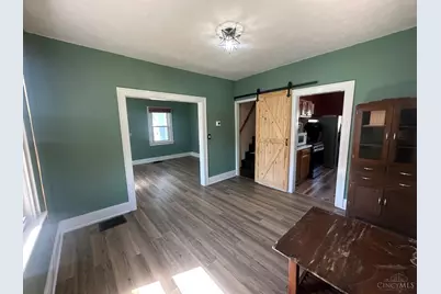 7565 Ross Avenue, Springfield Township, OH 45237 - Photo 9