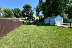 7565 Ross Ave, Springfield Township, OH 45237 - Photo 45
