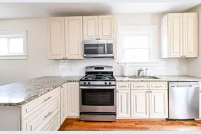 3618 Barberry Avenue, Cincinnati, OH 45207 - Photo 9