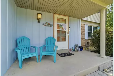 633 Glensprings Drive, Springdale, OH 45246 - Photo 3