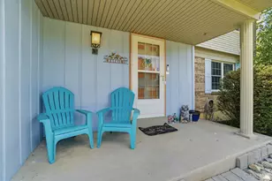 633 Glensprings Dr, Springdale, OH 45246 - Photo 3