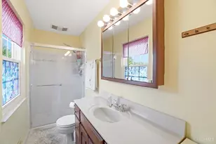 633 Glensprings Dr, Springdale, OH 45246 - Photo 23